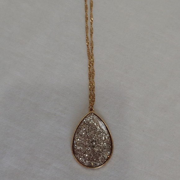 Long Gold Tone Chain & Glitter Pendant!!! - Picture 1 of 8